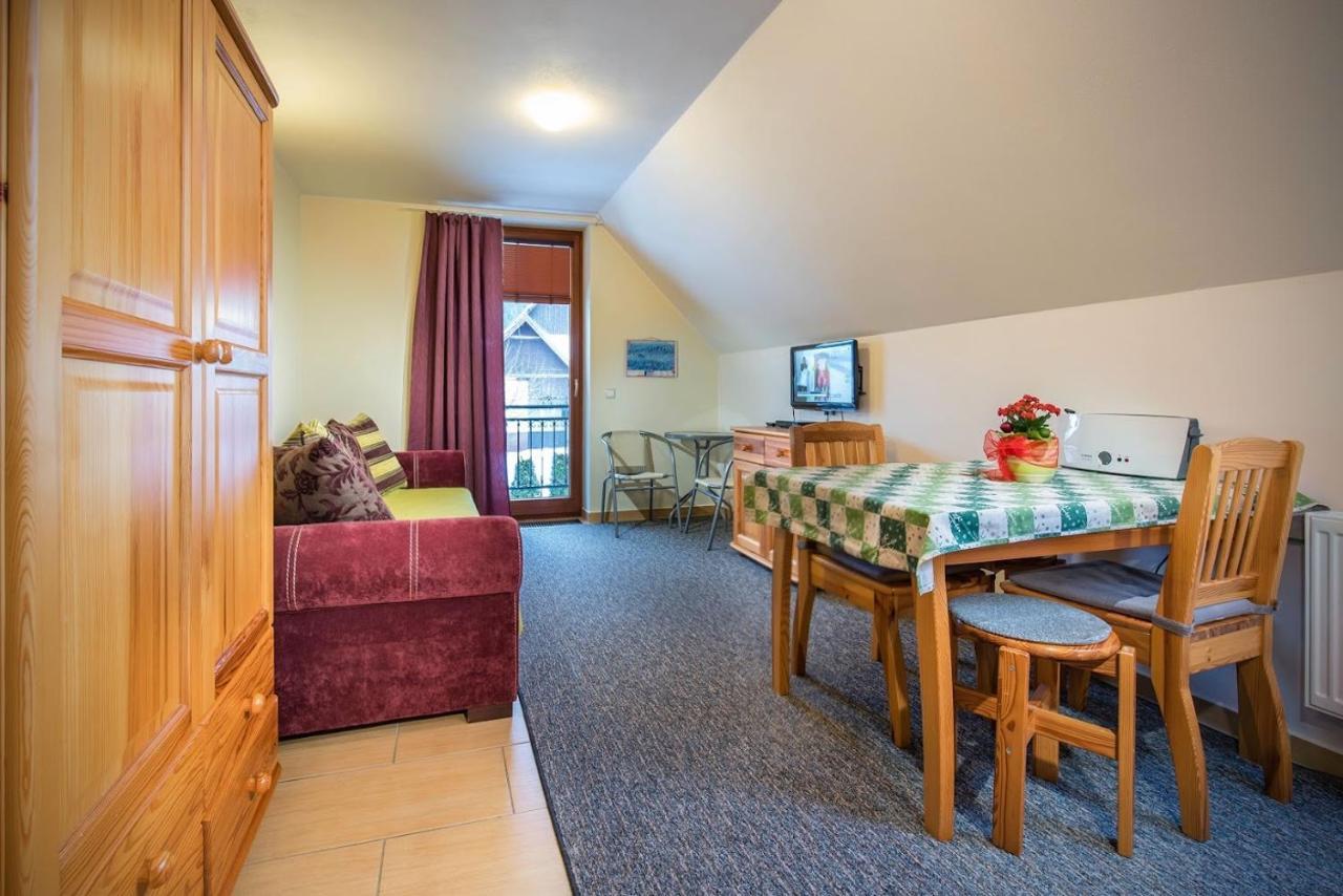 Guest House Privat Pod Lesom Pavčina Lehota エクステリア 写真