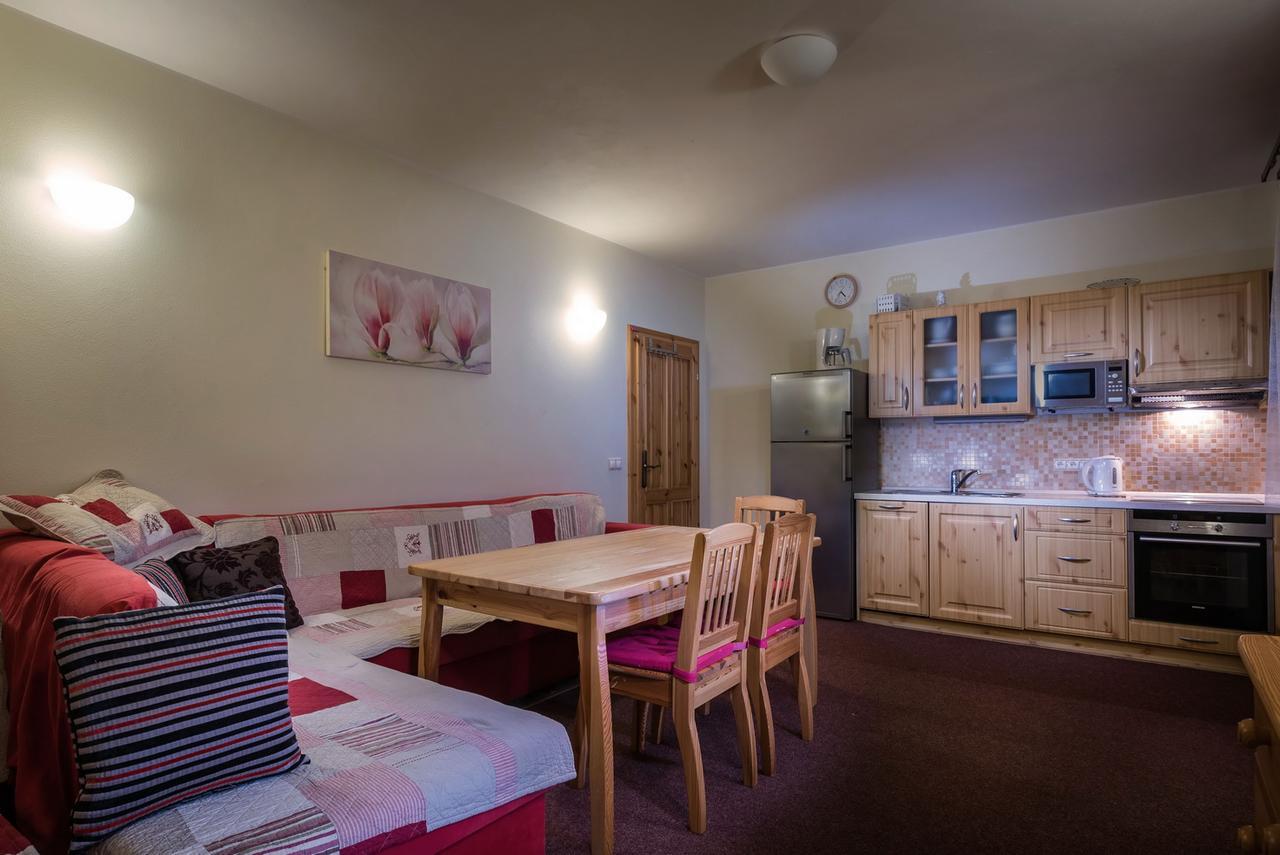 Guest House Privat Pod Lesom Pavčina Lehota エクステリア 写真